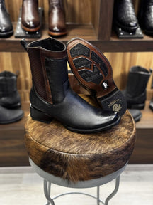 Kit Bota Maverick em Couro Legítimo + BRINDES: Chapéu, Cinto e Carteira